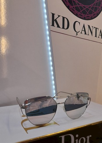 Dior Şeffaf Gri Kadın Gözlüğü - Görsel 2