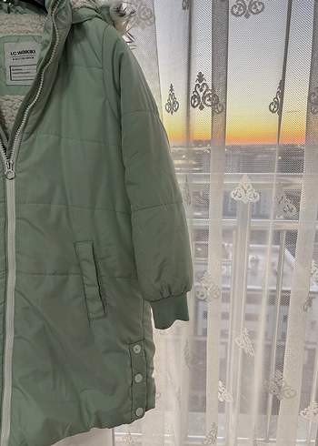 LCW kışlık Kız Çocuk Mont - Görsel 2