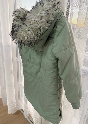 LCW kışlık Kız Çocuk Mont - Görsel 5