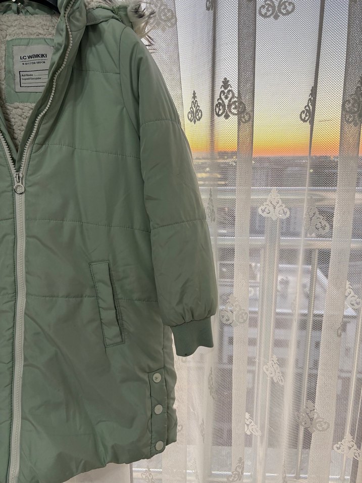 LCW kışlık Kız Çocuk Mont - Görsel 2