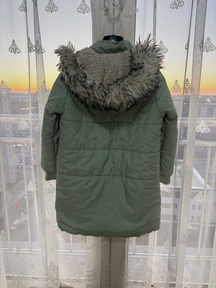 LCW kışlık Kız Çocuk Mont - Görsel 4