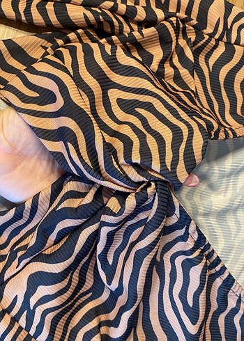 s Beden kahverengi Renk Zebra Desenli Pilili Mini Kadın bluz