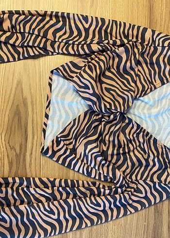 Zebra Desenli Pilili Mini Kadın bluz