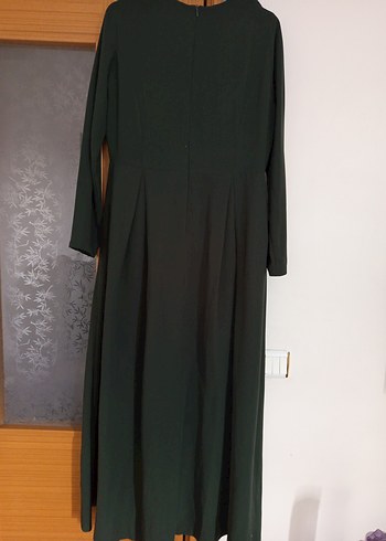 Uzun Kollu Koyu Yeşil Elbise - Görsel 3