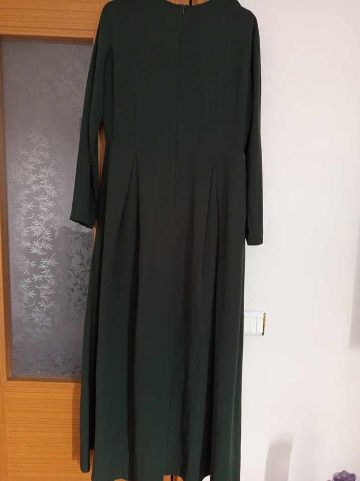 Uzun Kollu Koyu Yeşil Elbise - Görsel 3