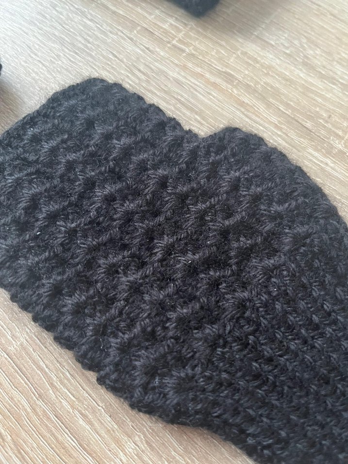 Siyah Örgü Kadın Eldivenleri - Görsel 4