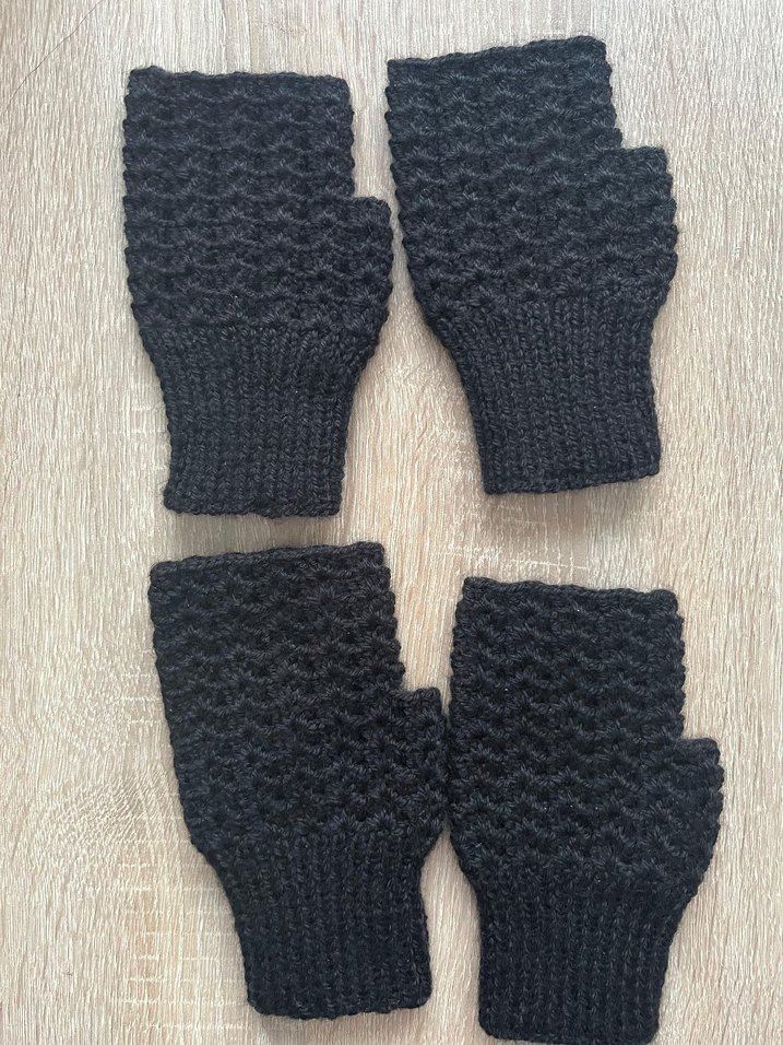 Siyah Örgü Kadın Eldivenleri - Görsel 3