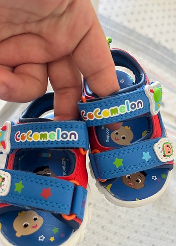 Çocuklar için Çok Renkli CoComelon Sandalet
