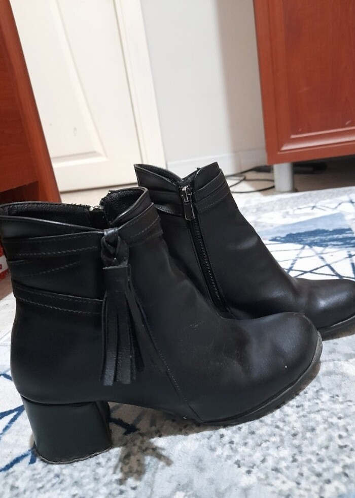 KADIN BOT - Görsel 2