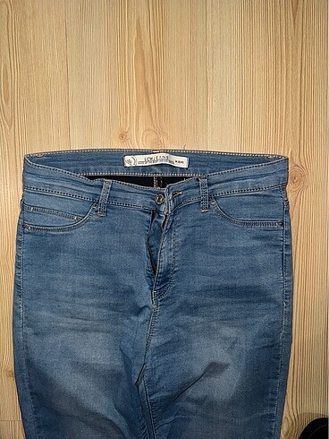 LC Waikiki Orta yükseklikte belli kot pantolon