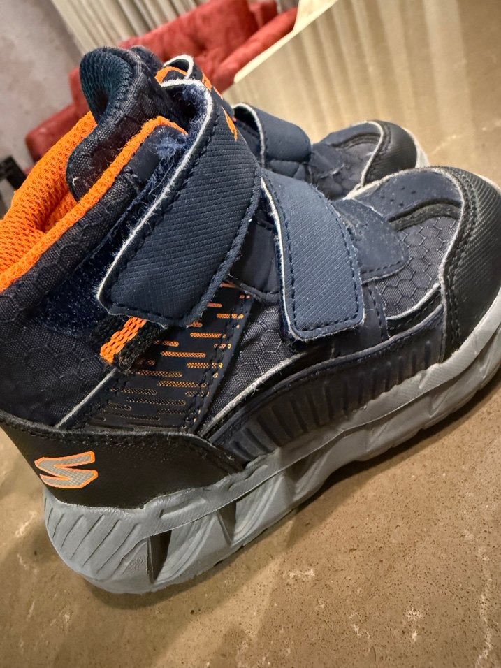 Skechers S-Lights Erkek Çocuk Spor Ayakkabı - Görsel 3