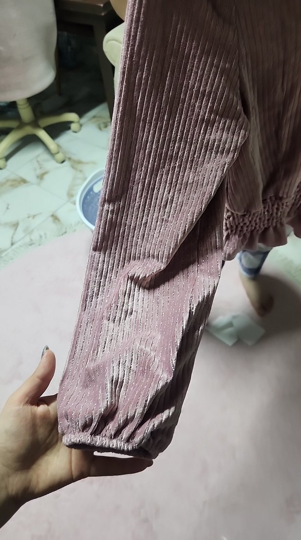 Pembe Piliseli V Yaka Uzun Kollu Bluz - Görsel 2