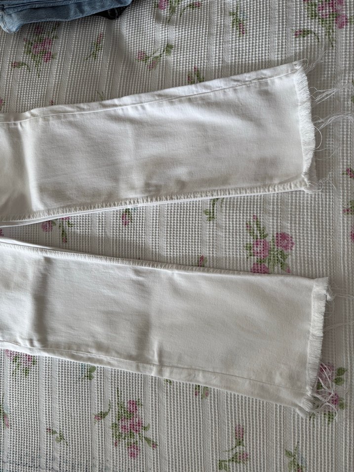 Düğmeli Beyaz Kadın Pamuklu Normal Boy Jean - Görsel 4