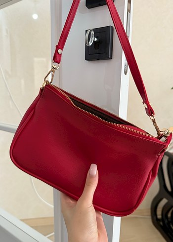 Kırmızı Deri Kadın Çanta Tokalı - Görsel 7