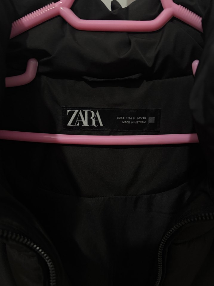 Siyah Kapüşonlu Kadın Kışlık Mont - Görsel 4