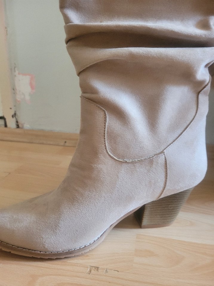 Bej Süet Körüklü Kadın Çizme - Görsel 3