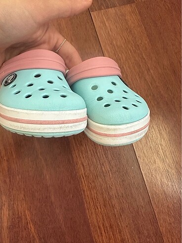 25 Beden turkuaz Renk Crocs terlik