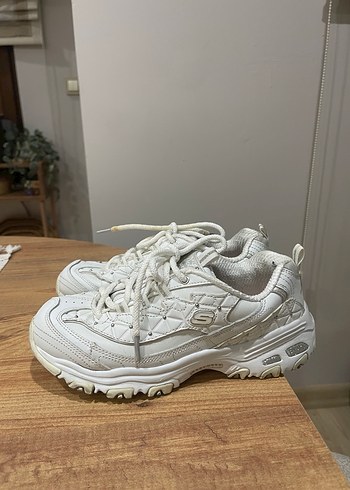 skechers 37,5