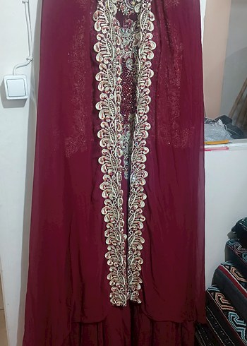 s Beden Bordo Nakışlı Uzun Kollu Straplez Abiye