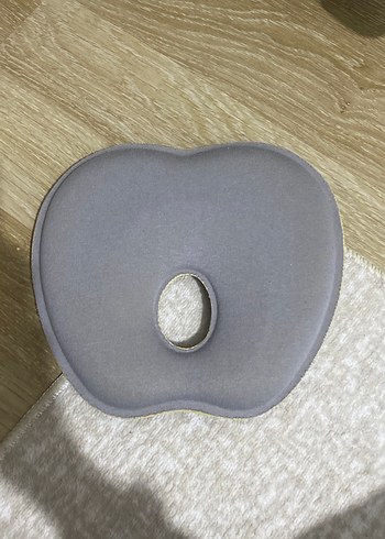 Gri Çocuk Yastığı - Elma Şekilli - Görsel 2