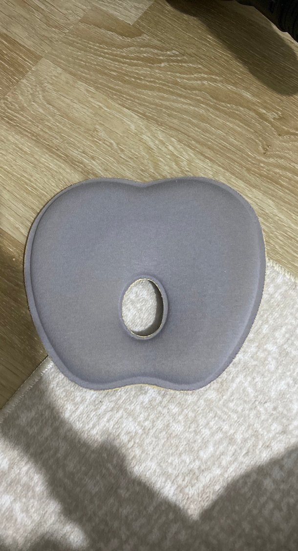 Gri Çocuk Yastığı - Elma Şekilli - Görsel 2