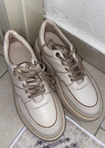 Bej Platform Topuklu Kadın Spor Ayakkabı - Görsel 4