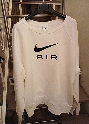 Nike beyaz sweatshirt