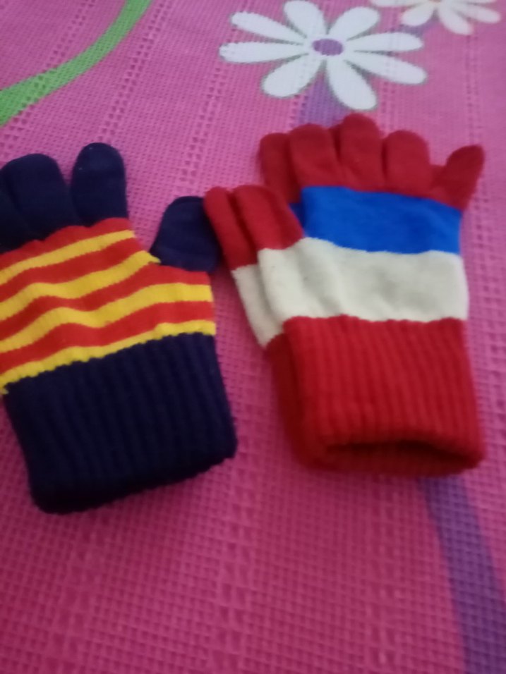 Kız Çocuk Renkli Çizgili Örgü Eldiven - Görsel 4