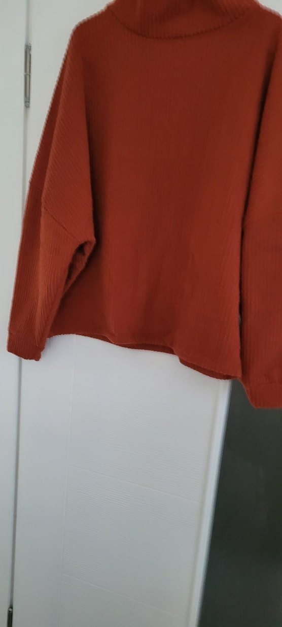 Kırmızı Kadın Süet Düğmeli Salaş Kazak - Görsel 2