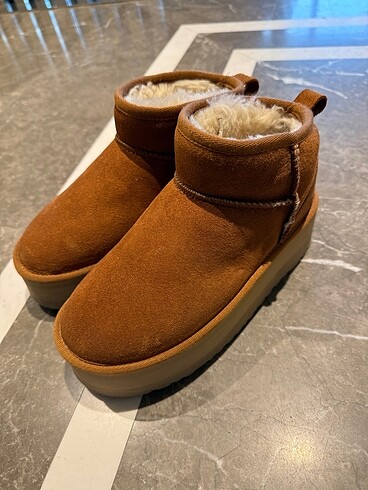 Ugg bot
