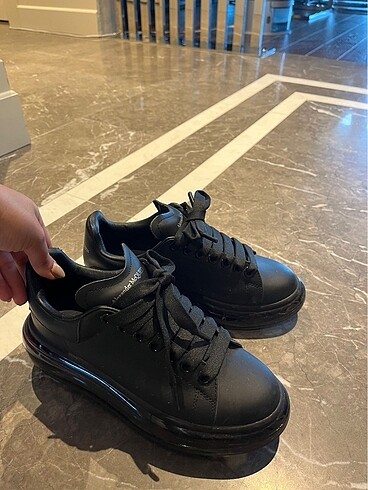 36 Beden siyah Renk Alexander mcqueen spor ayakkabı