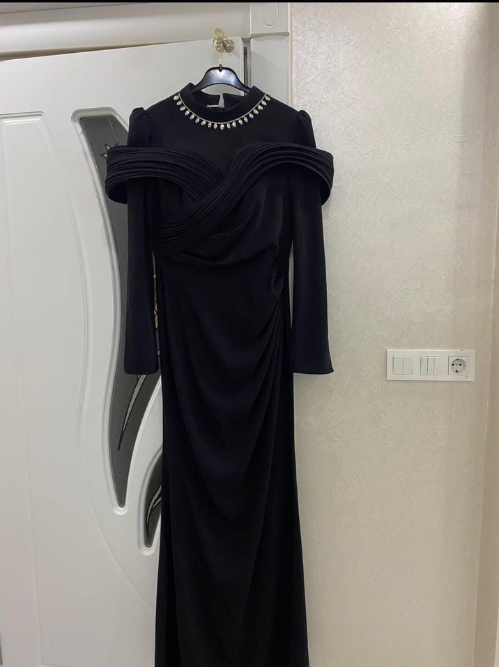 Drapeli Siyah Uzun Kadın Elbise - Görsel 4