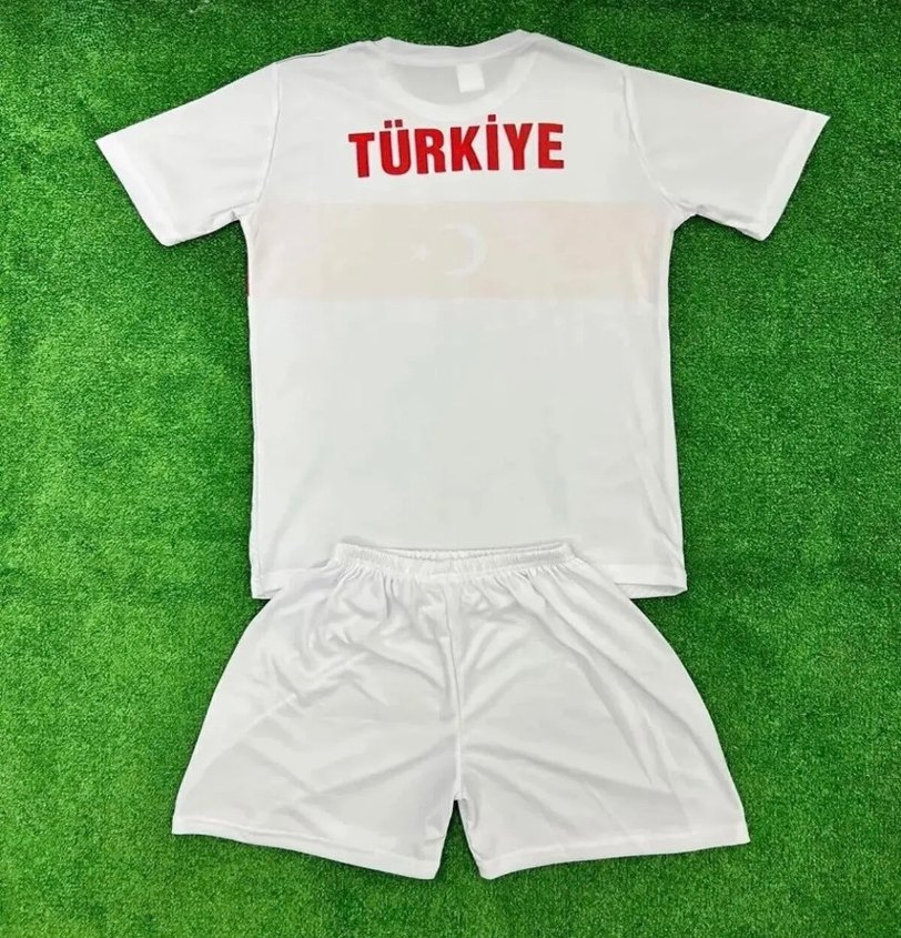 Türkiye çocuk forması bütün bedenleri mevcuttur - Görsel 2