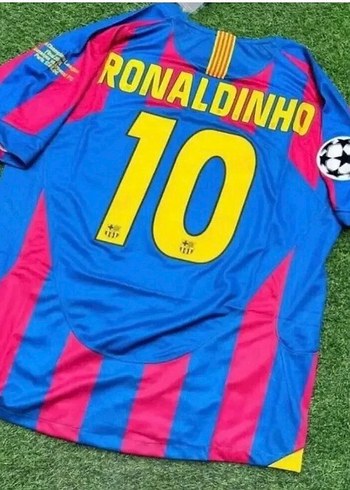 Ronaldinho Baskılı Renkli Erkek Forma bedenleri mevcuttur