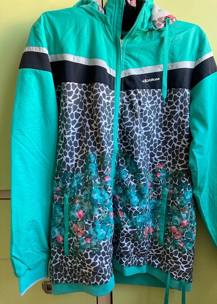 Kapişonlu - Görsel 4