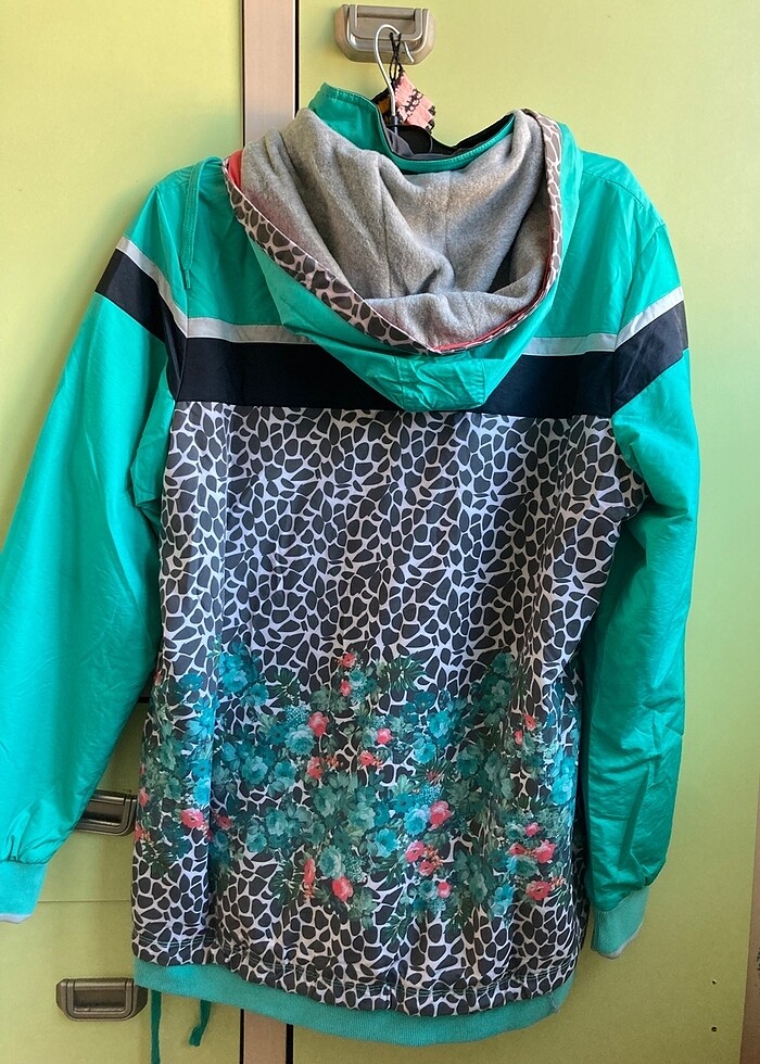 Kapişonlu - Görsel 5