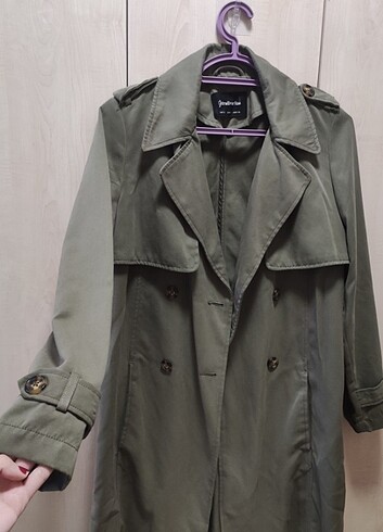 Stradivarius trençkot 