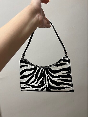 Trendyol & Milla Zebra desenli çanta