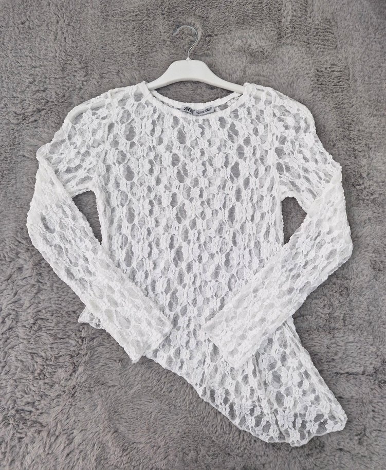 Asimetrik Kesim Dantel Bluz - Görsel 3