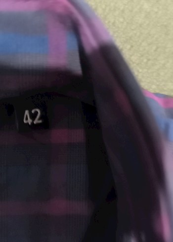 Mor Uzun Kollu Düğmeli Erkek Gömlek - Görsel 4