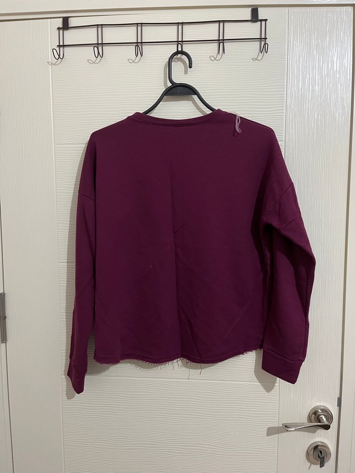 Bordo Nakışlı Düğmeli Kadın Sweatshirt - Görsel 2
