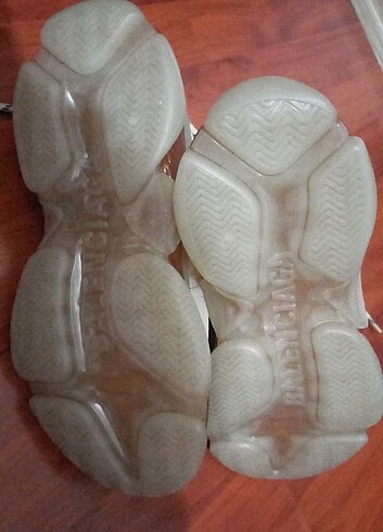 39 Beden Balenciaga Triple orijinal