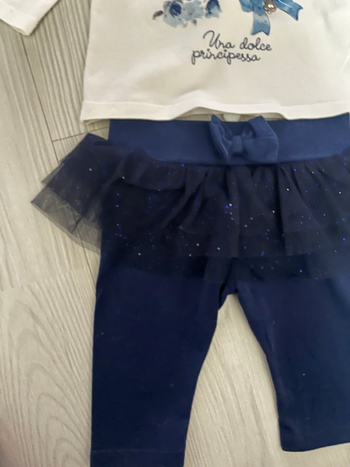 Beyaz Baskılı Fırfırlı Bebek Kız Takımı - Görsel 2