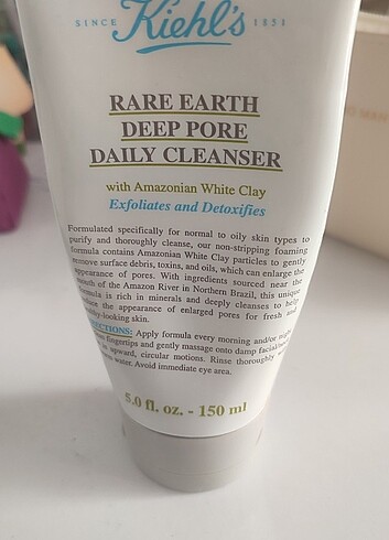 Kiehl's Rare Earth Deep Pore Cleansing Daily Cleanser
