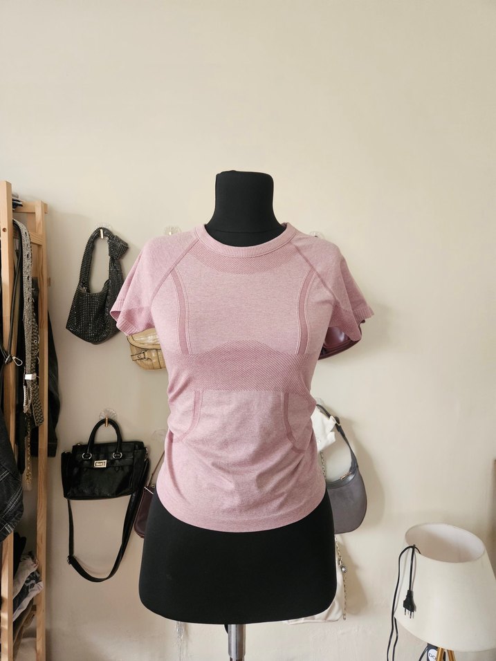 Pembe Dikiş Detaylı Kısa Kollu Tişört - Görsel 2