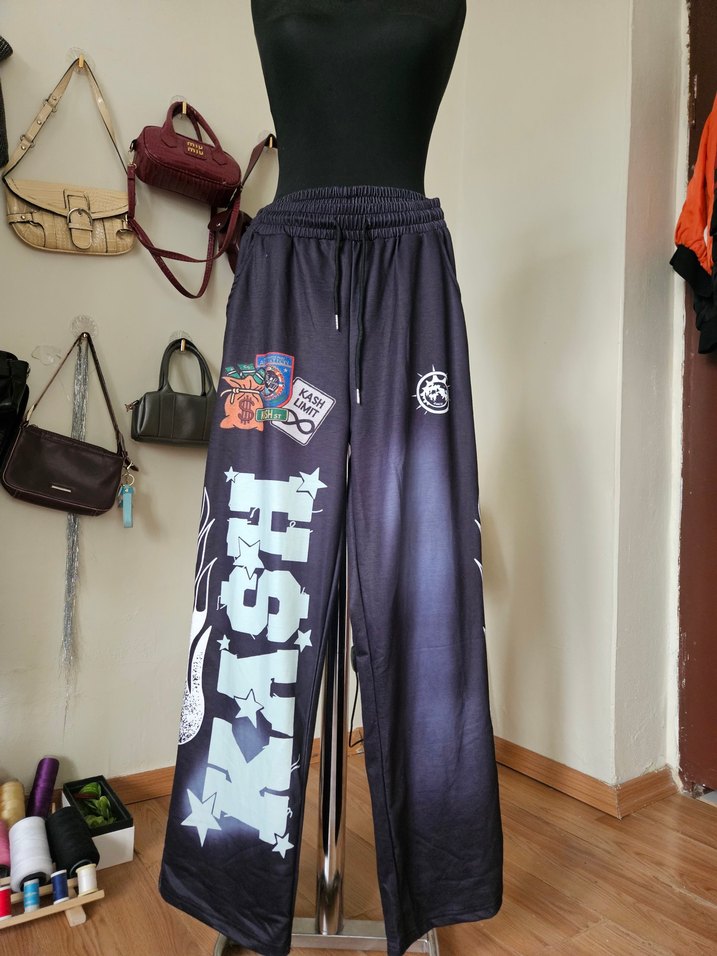 Kadın Siyah Baskılı Salaş Eşofman Altı - Görsel 2