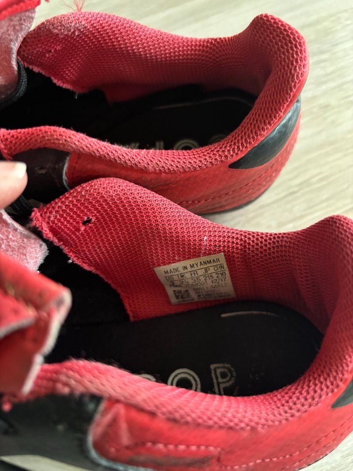 Adidas Erkek çocuk Kırmızı Siyah krampon - Görsel 2