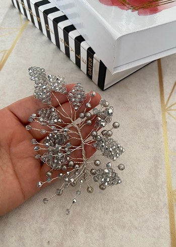Diğer Gri Boncuklu Metal Saç Aksesuarı