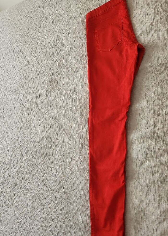 Kırmızı Pantolon  - Görsel 2