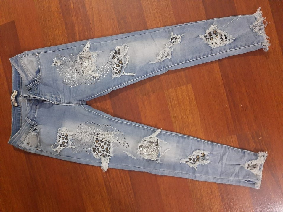 Düğmeli Nakışlı Mavi Kadın Denim Pantolon - Görsel 2